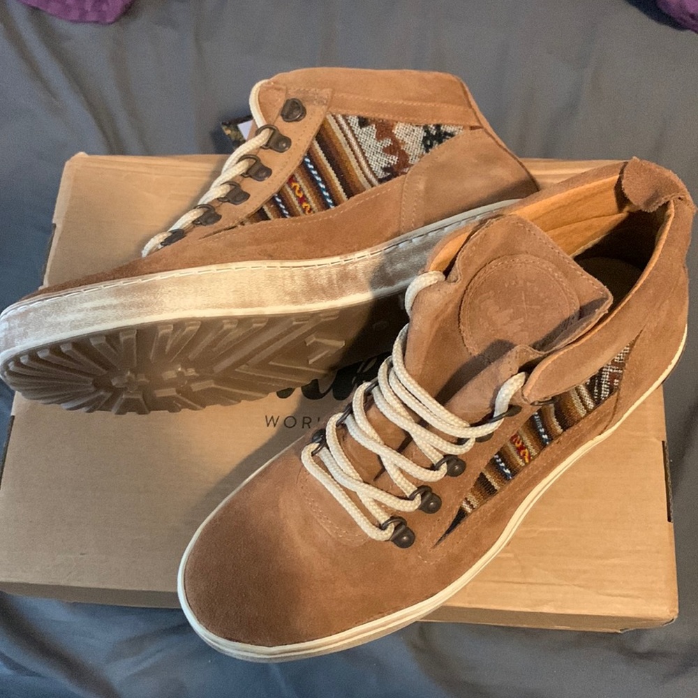 Inkkas Camping Boot NWT